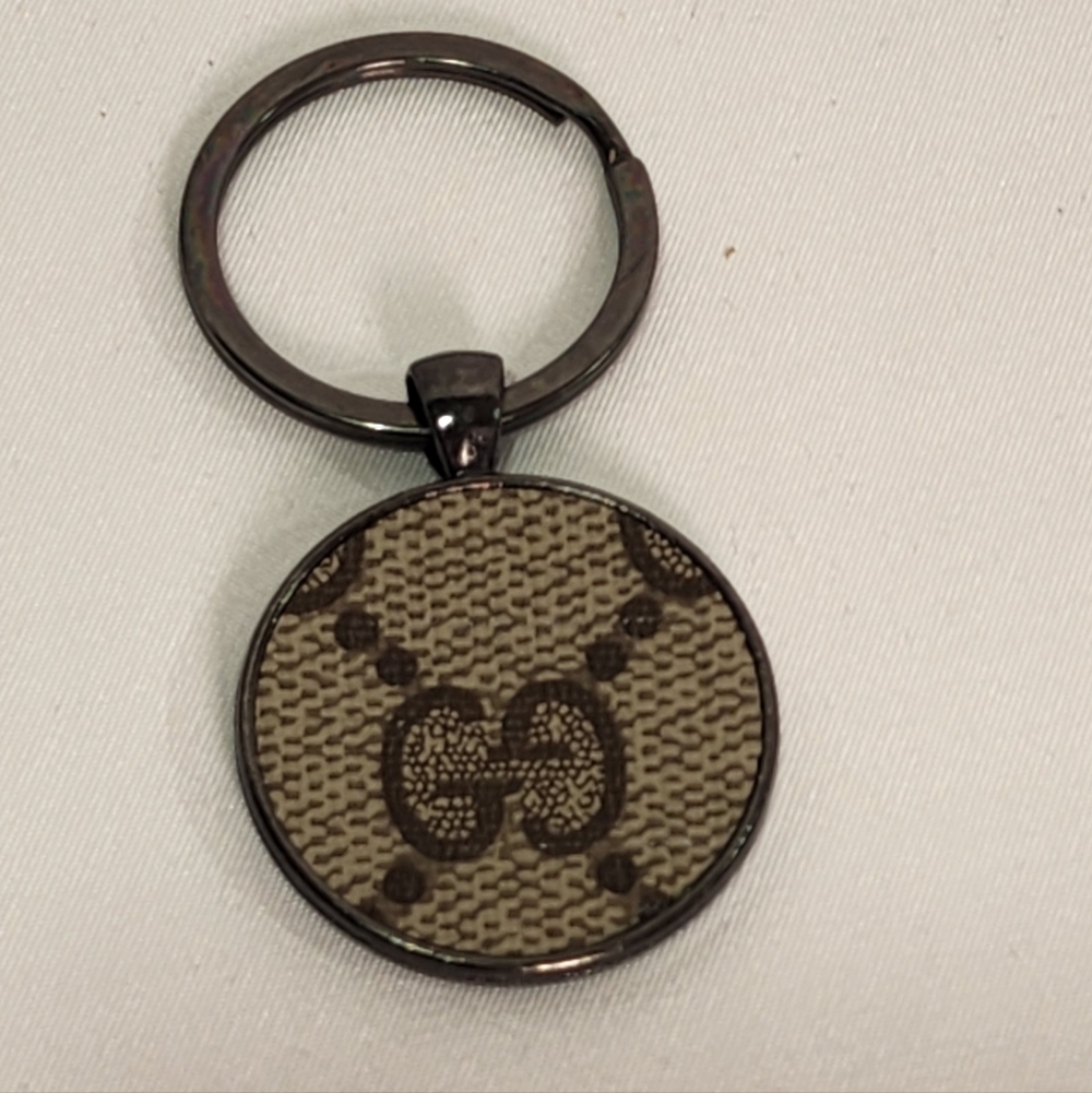 Gucci Monogram Canvas Round Keychain - Gunmetal